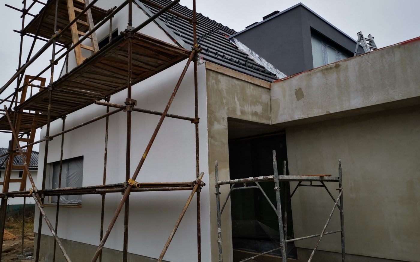 Fotografie finální omítky a venkovní fasády | Vzorový e4 dům | Wienerberger