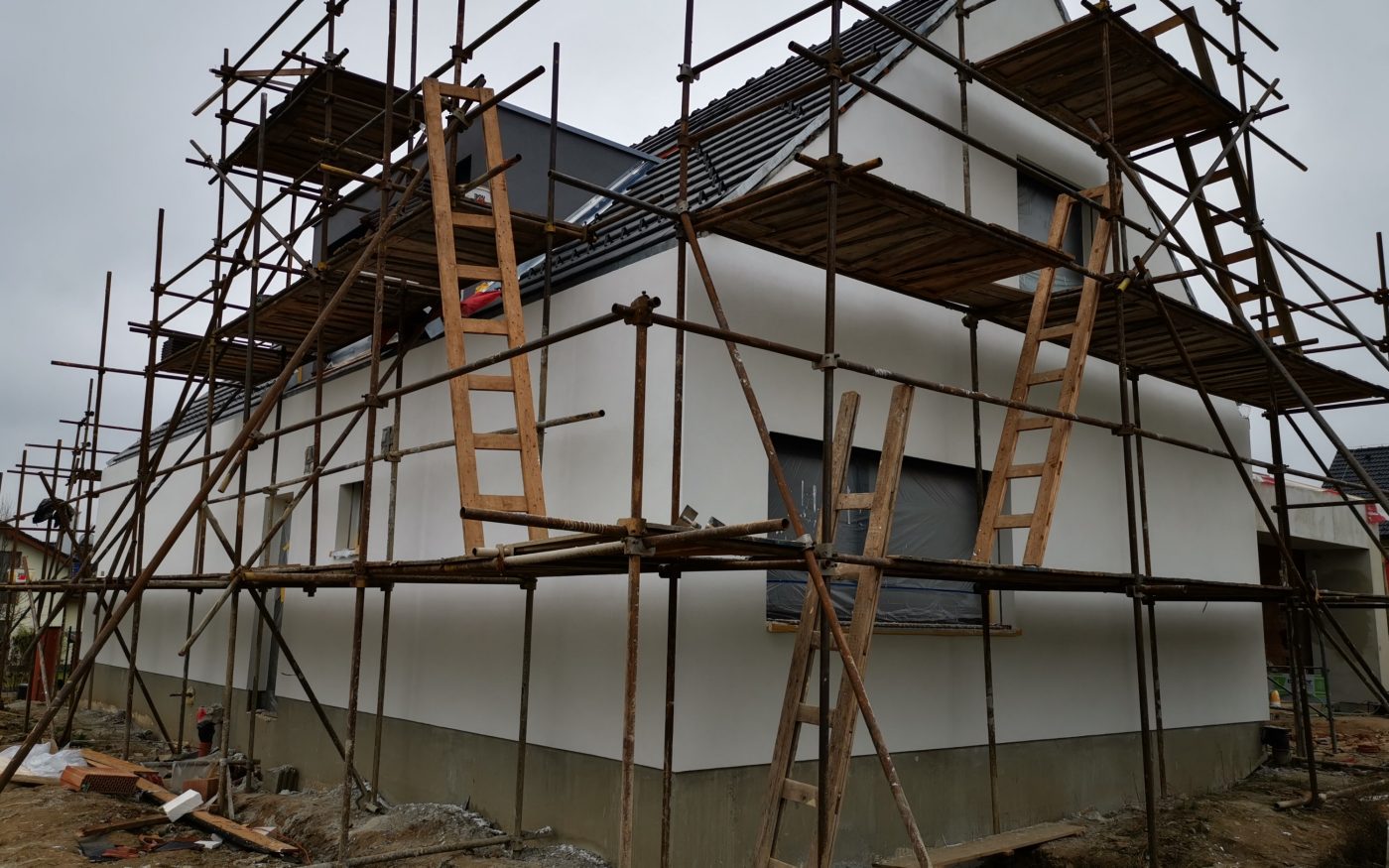 Fotografie finální omítky a venkovní fasády | Vzorový e4 dům | Wienerberger