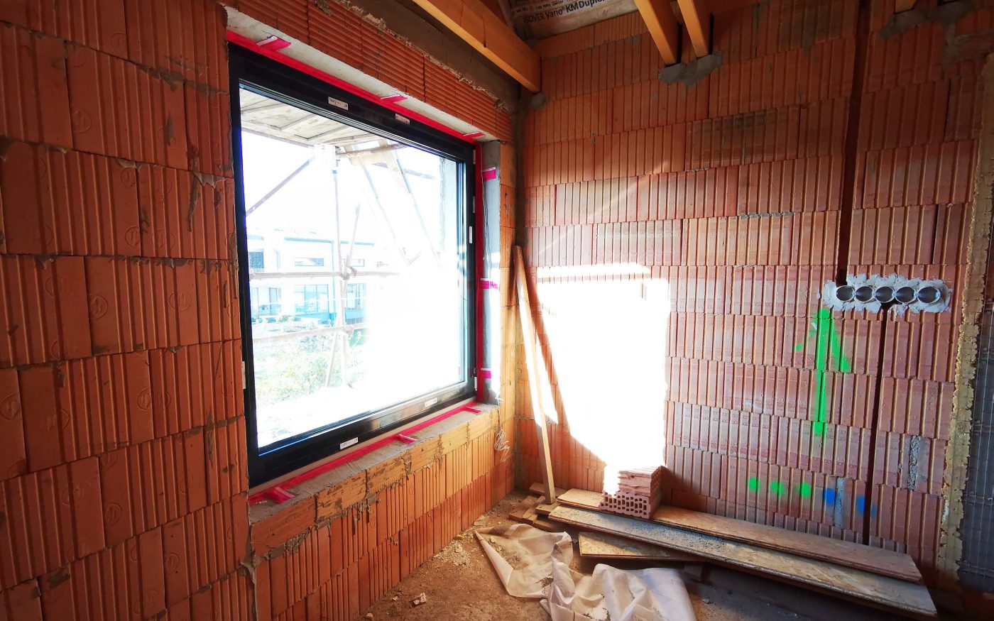 Fotografie oken dalších | Vzorový e4 dům | Wienerberger