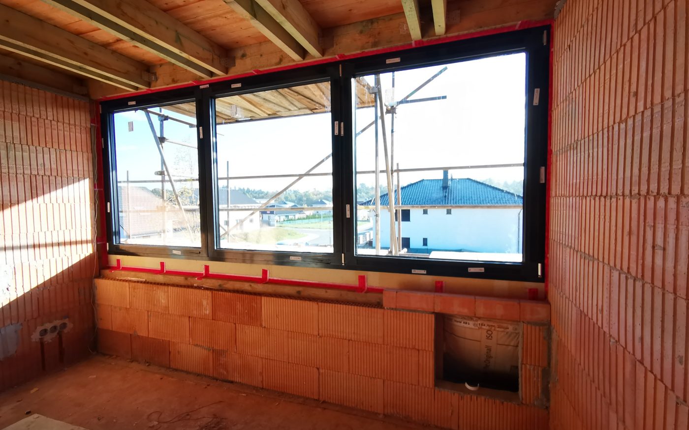 Fotografie oken dalších | Vzorový e4 dům | Wienerberger