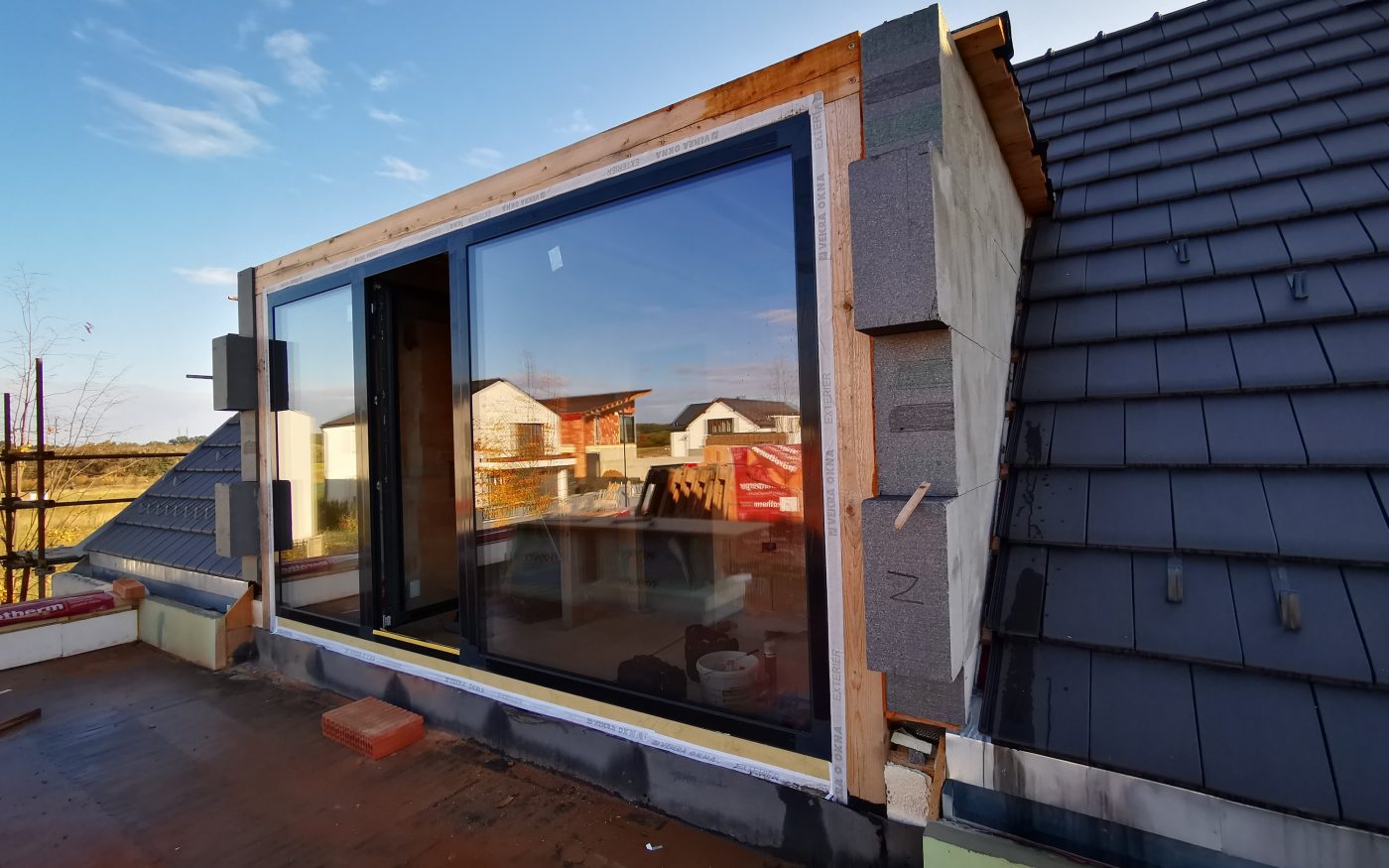 Fotografie oken dalších | Vzorový e4 dům | Wienerberger