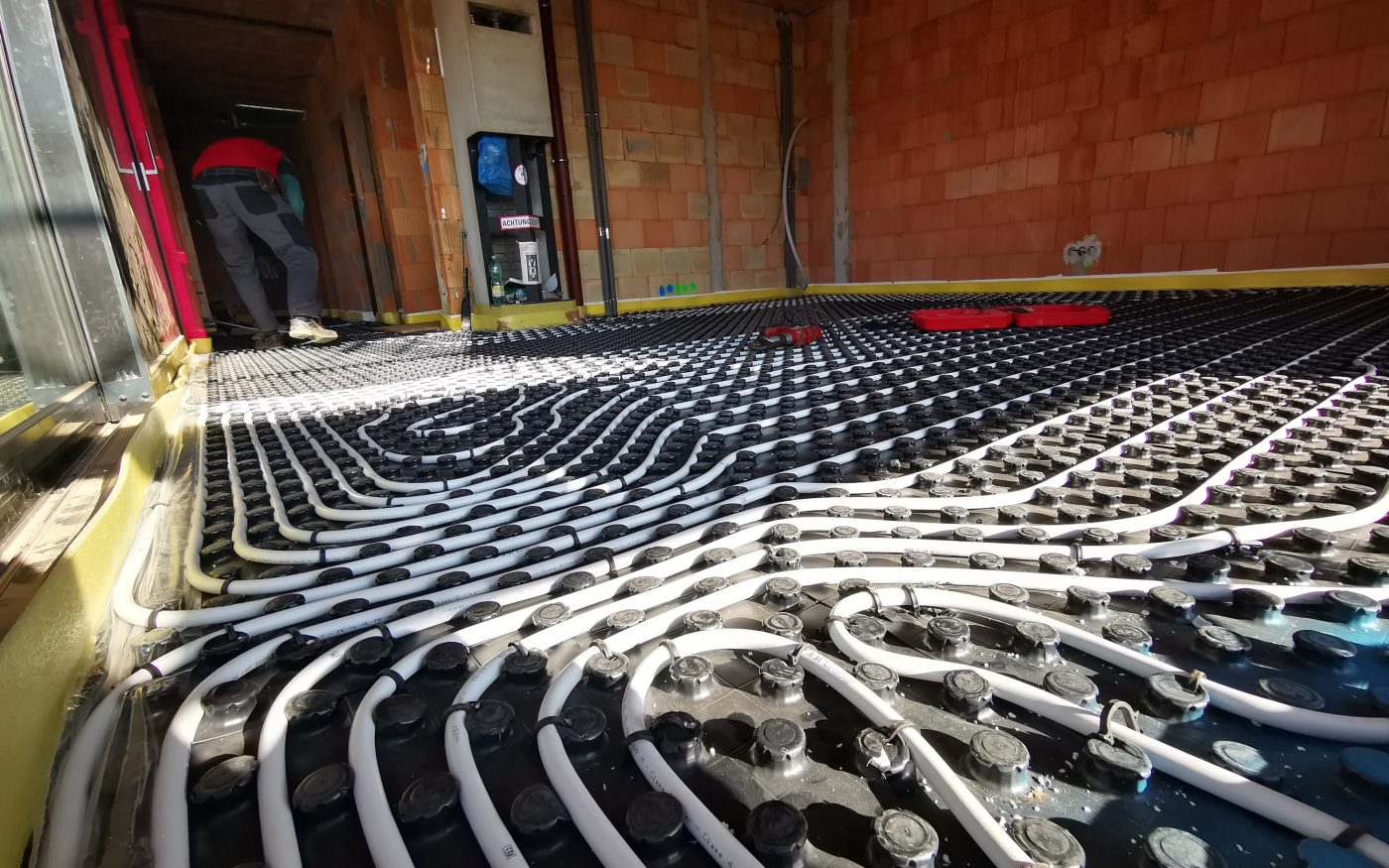 Fotografie rozvodů podlahového vytápění 1NP | Vzorový e4 dům | Wienerberger