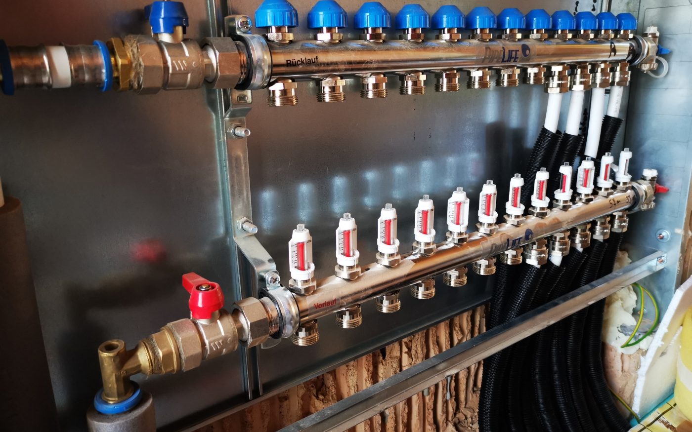 Fotografie rozvodů podlahového vytápění 1NP | Vzorový e4 dům | Wienerberger