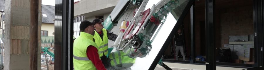 Instalace velkoformátových oken VEKRA | Wienerberger e4 dům