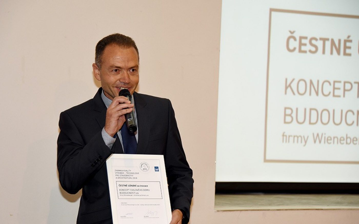 Fotografie z koncept e4 získal Čestné uznání za inovace – Známka kvality 2018 | Vzorový e4 dům | Wienerberger