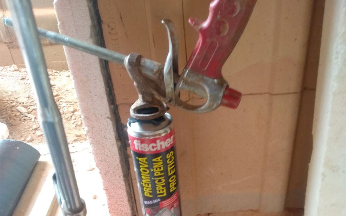 Fotografie kotvící techniky | Vzorový e4 dům | Wienerberger