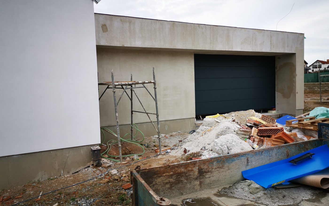 Fotografie garážových vrat | Vzorový e4 dům | Wienerberger