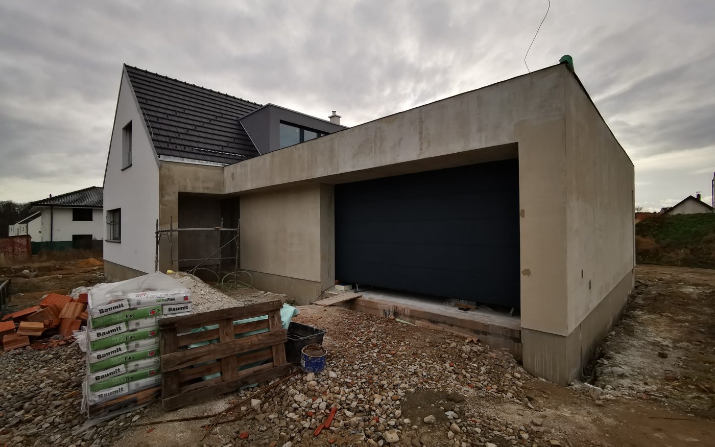 Fotografie garážových vrat | Vzorový e4 dům | Wienerberger