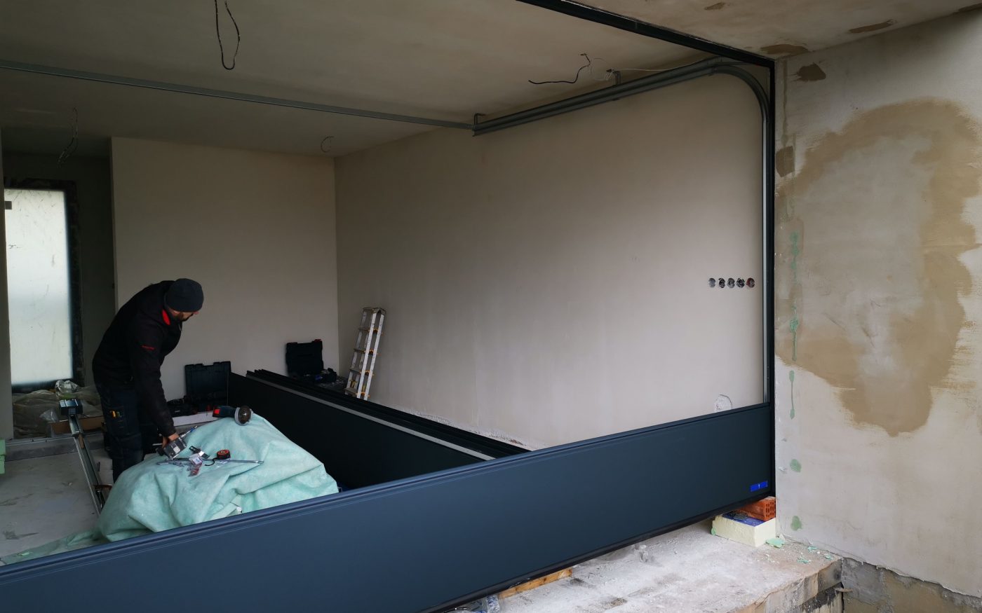 Fotografie garážových vrat | Vzorový e4 dům | Wienerberger