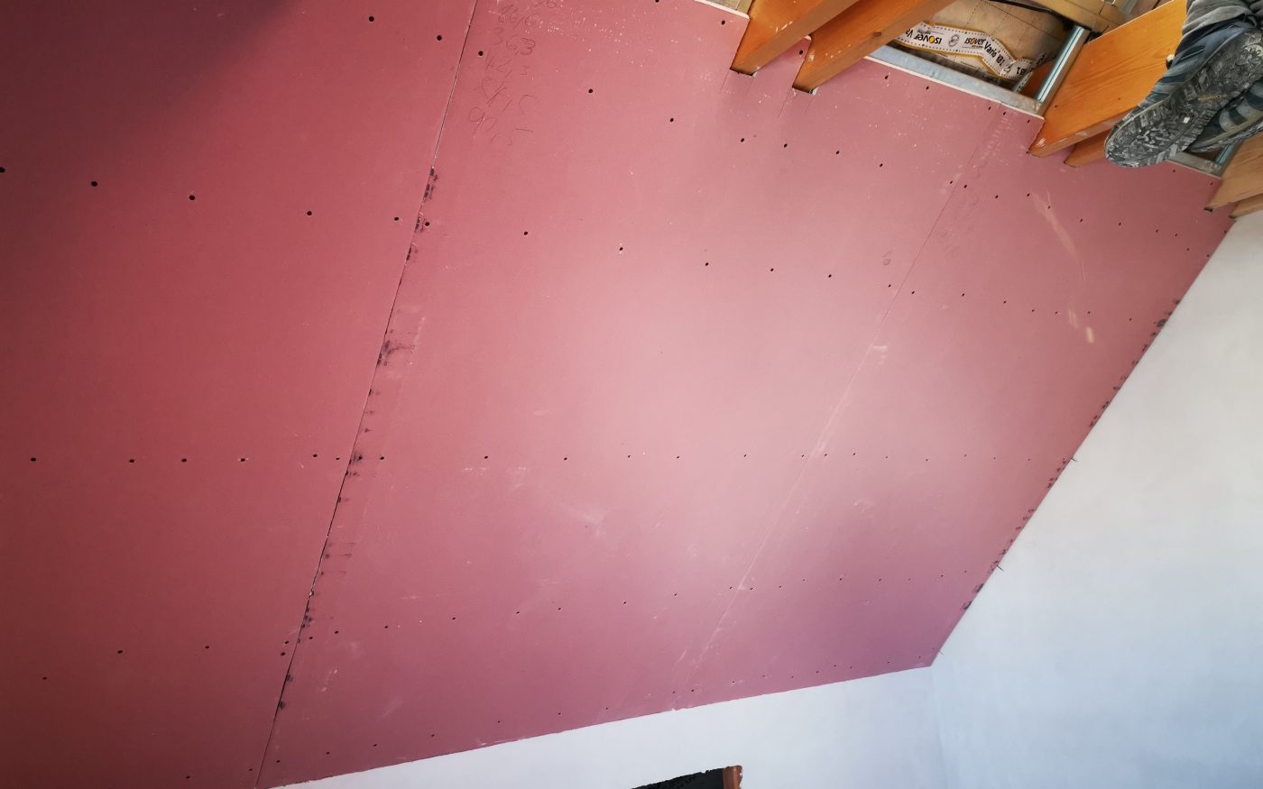 Fotografie z montáže sádrokartonu | Vzorový e4 dům | Wienerberger