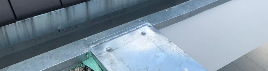 Fotografie z oplechování střešních detailů | Vzorový e4 dům | Wienerberger