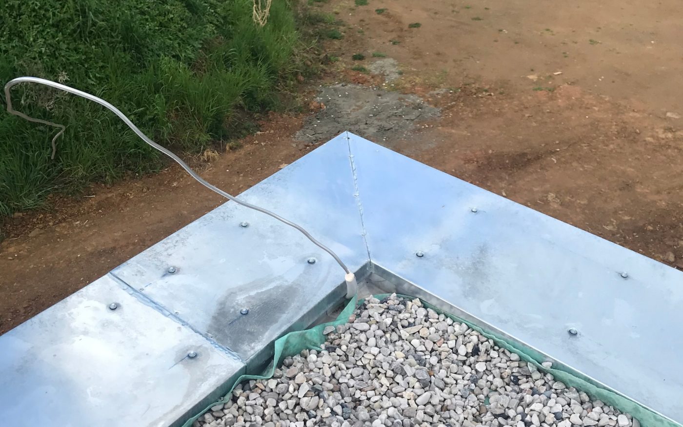 Fotografie z oplechování střešních detailů | Vzorový e4 dům | Wienerberger