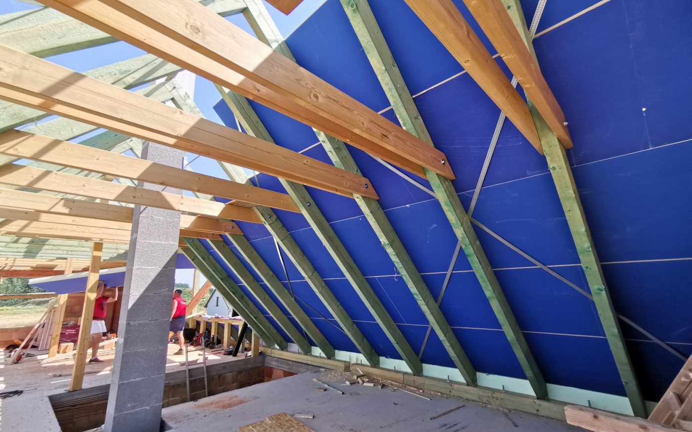 Foto z nadkrokevní izolace a laťování | Vzorový e4 dům | Wienerberger