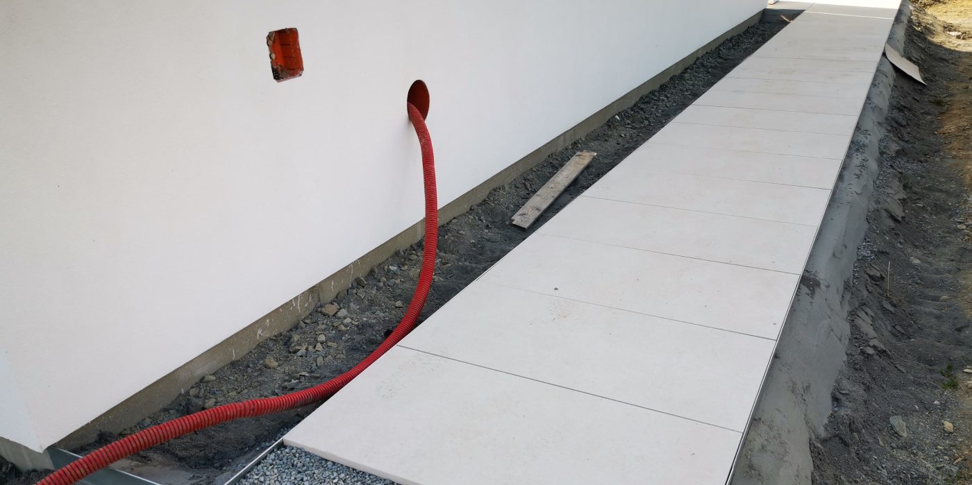 Fotografie z venkovní dlažby | Vzorový e4 dům | Wienerberger