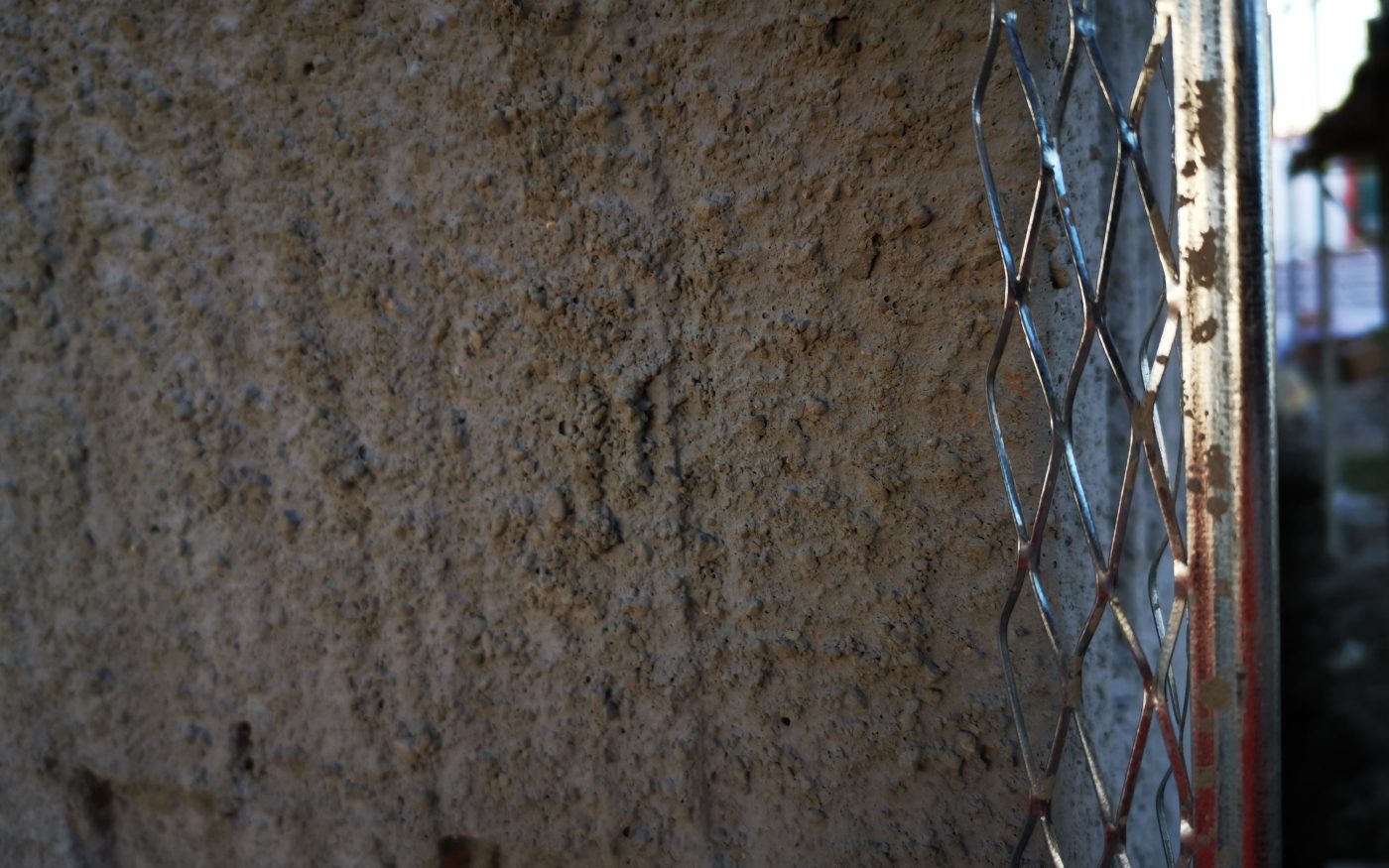 Fotografie z přednástřiku lišty | Vzorový e4 dům | Wienerberger