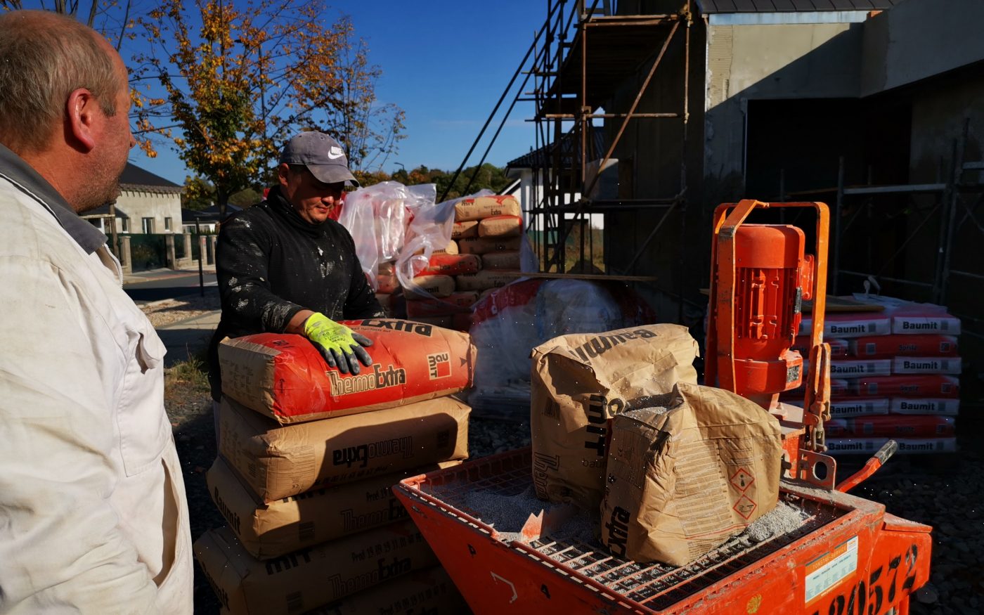 Fotografie první vrstvy omítky | Vzorový e4 dům | Wienerberger