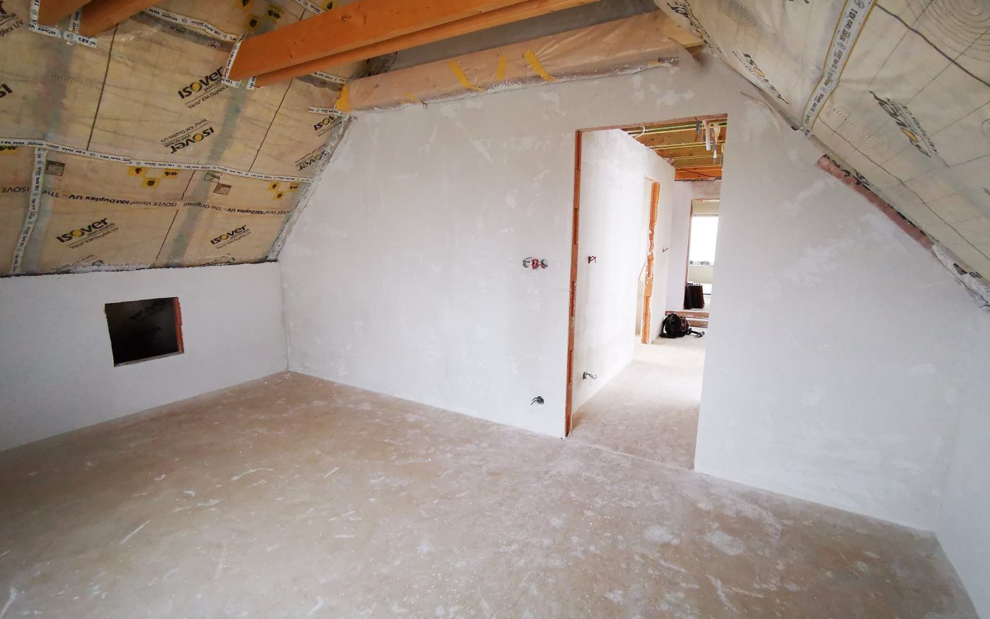 Fotografie střešních oken a vnitřních omítek | Vzorový e4 dům | Wienerberger