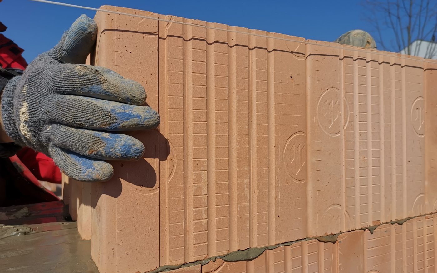 Fotografie ze zdění domu | Vzorový e4 dům | Wienerberger