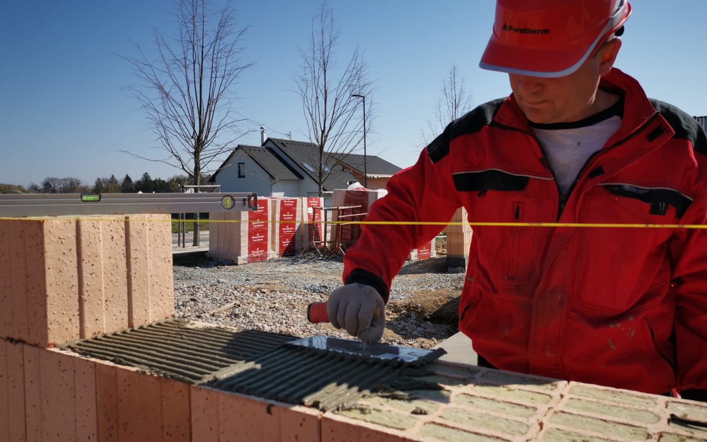 Fotografie ze zdění domu | Vzorový e4 dům | Wienerberger