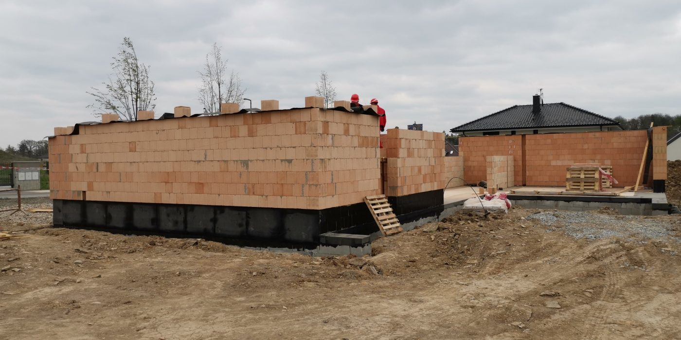 Foto ze zakrývání cihel spona | Vzorový e4 dům | Wienerberger