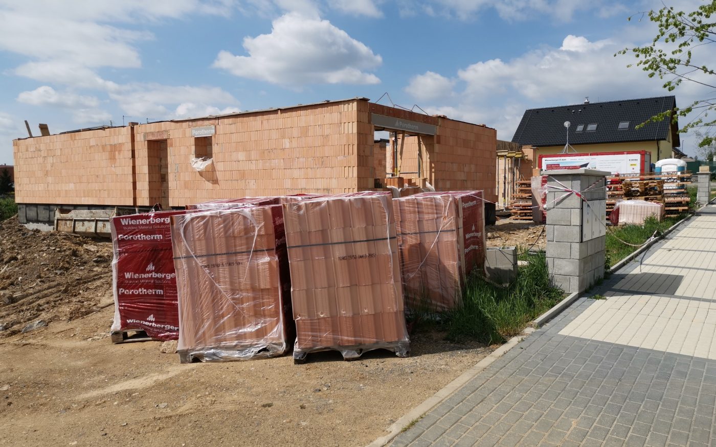 Fotografie ze svařené průvlaky a šalování | Vzorový e4 dům | Wienerberger