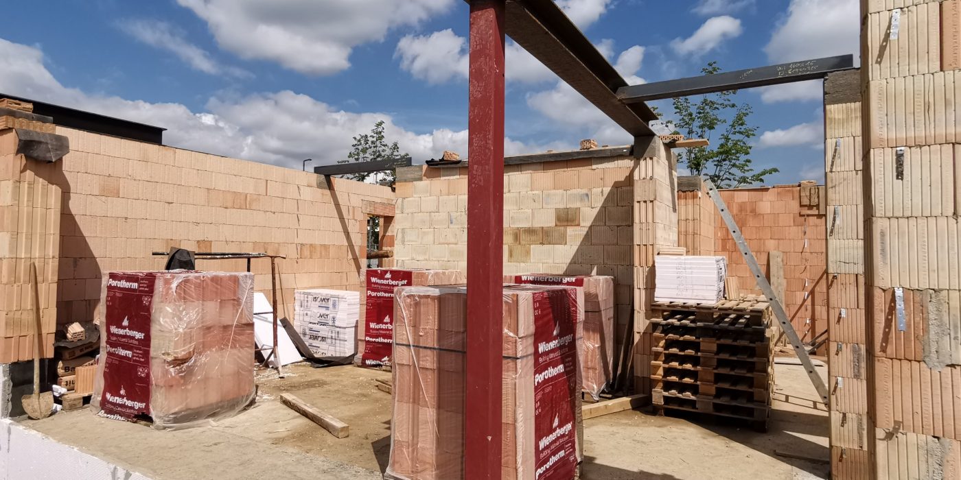 Fotografie ze svařené průvlaky a šalování | Vzorový e4 dům | Wienerberger