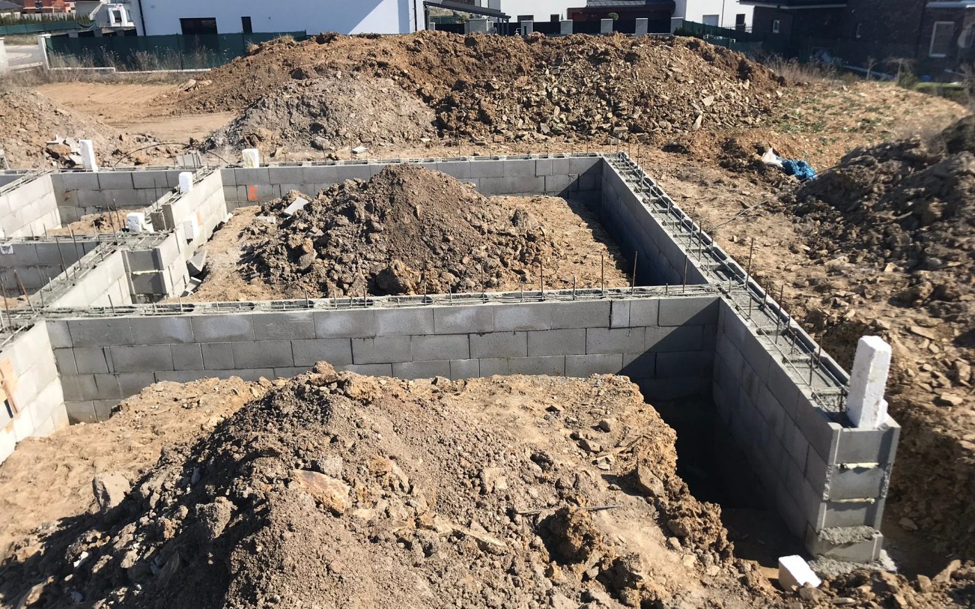 Fotografie z betonovaní základů | Vzorový e4 dům | Wienerberger