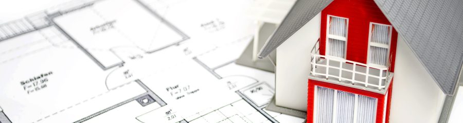 Fotografie malého domečku ležícím na projektu pro Wienerberger e4 dům, Zdroj: Adobe Stock