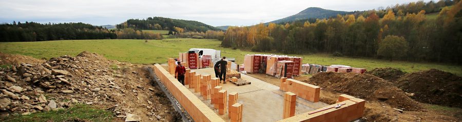 Stavba domu se stavební firmou | e4 dům