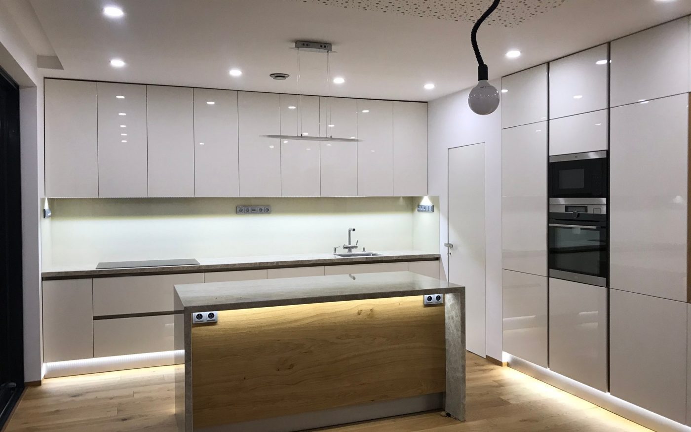 Kolaudace e4 domu | Újezd u Průhonic | Kuchyň