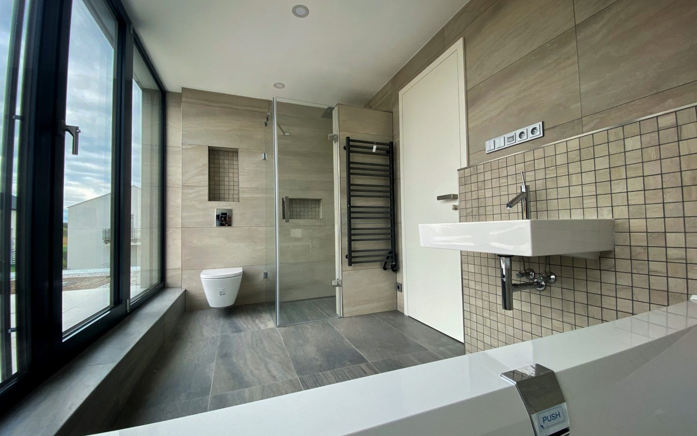 Kolaudace e4 domu | Újezd u Průhonic | Koupelny